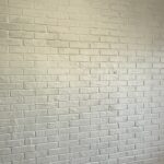 Steinoptik mit dekorativem Putz von Sanstucco – robuste Eleganz und zeitlose Schönheit für Ihre Räume!