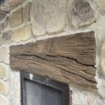 Holzoptik mit dekorativem Putz von Sanstucco — natürliche Eleganz und Gemütlichkeit für Ihr Zuhause!