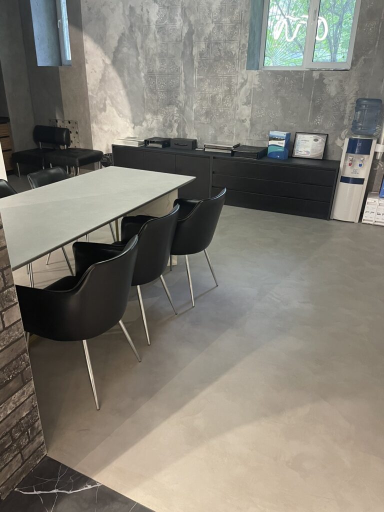 Mikrozement in Nürnberg – Fugenloses Premium-Design für stilvolle Räume