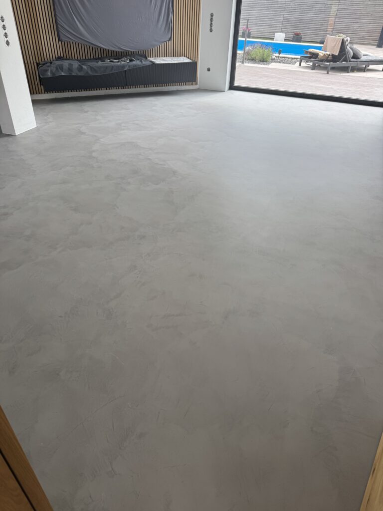 Mikrozement in Nürnberg – Fugenloses Premium-Design für stilvolle Räume